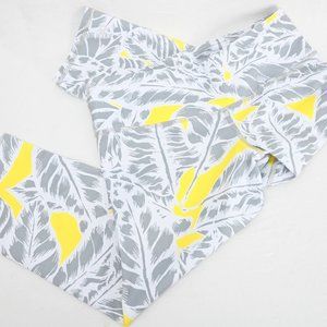 Alo Grey / Yellow Leaf Pattern Cropped Yoga Leggings - Size XS - Athleisure